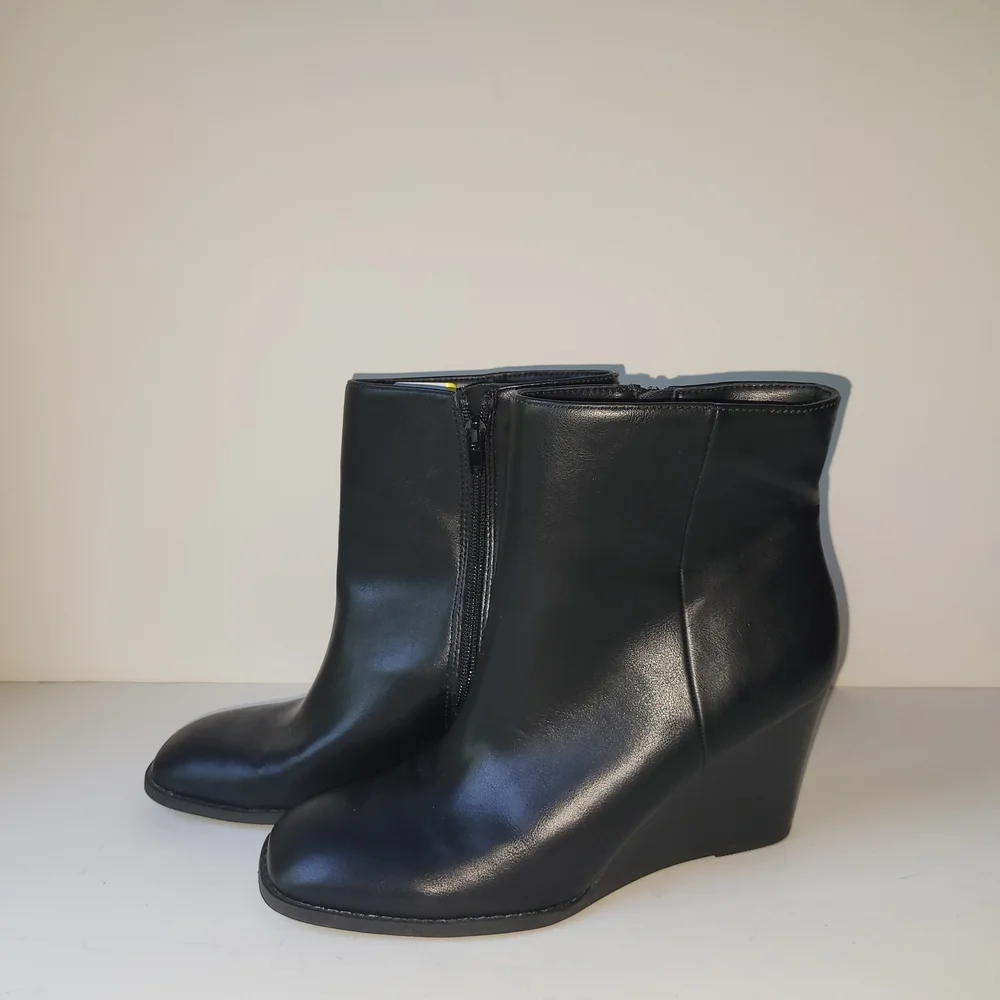 Dolce Vita Black Wedge Boots